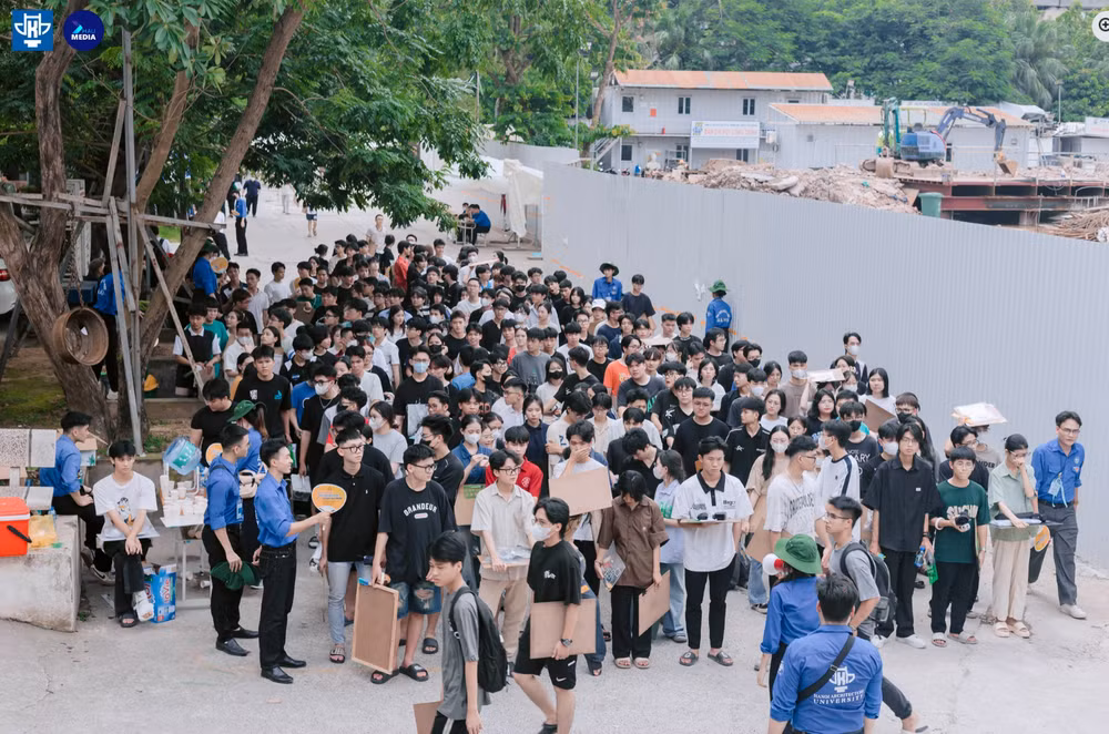 Kỳ thi năng khiếu Trường ĐH Kiến trúc HN 2024 (Nguồn: Nhà trường).