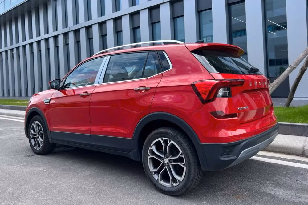Ngoại thất của cả 2 phiên bản hầu như không có gì khác biệt - Ảnh: Đại lý Skoda