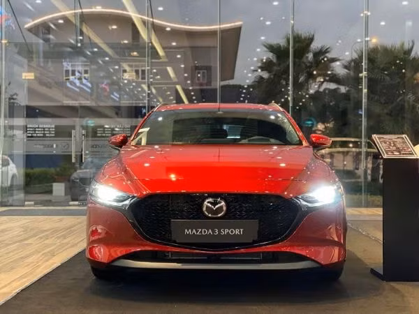 Mazda 3 Sport 2025: Giá lăn bánh, Hình ảnh, Thông số & Trả góp