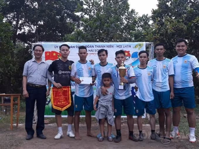 Xã Hải Sơn quan tâm đến phong trào thể dục, thể thao cho thế hệ trẻ.