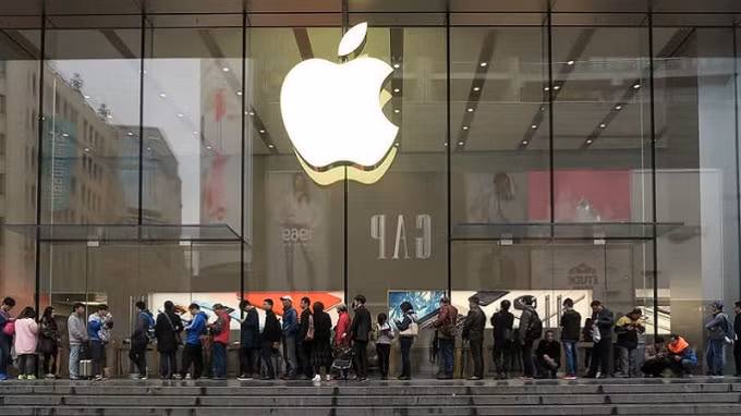 Một cửa hàng của Apple tại Trung Quốc khi chưa có dịch.