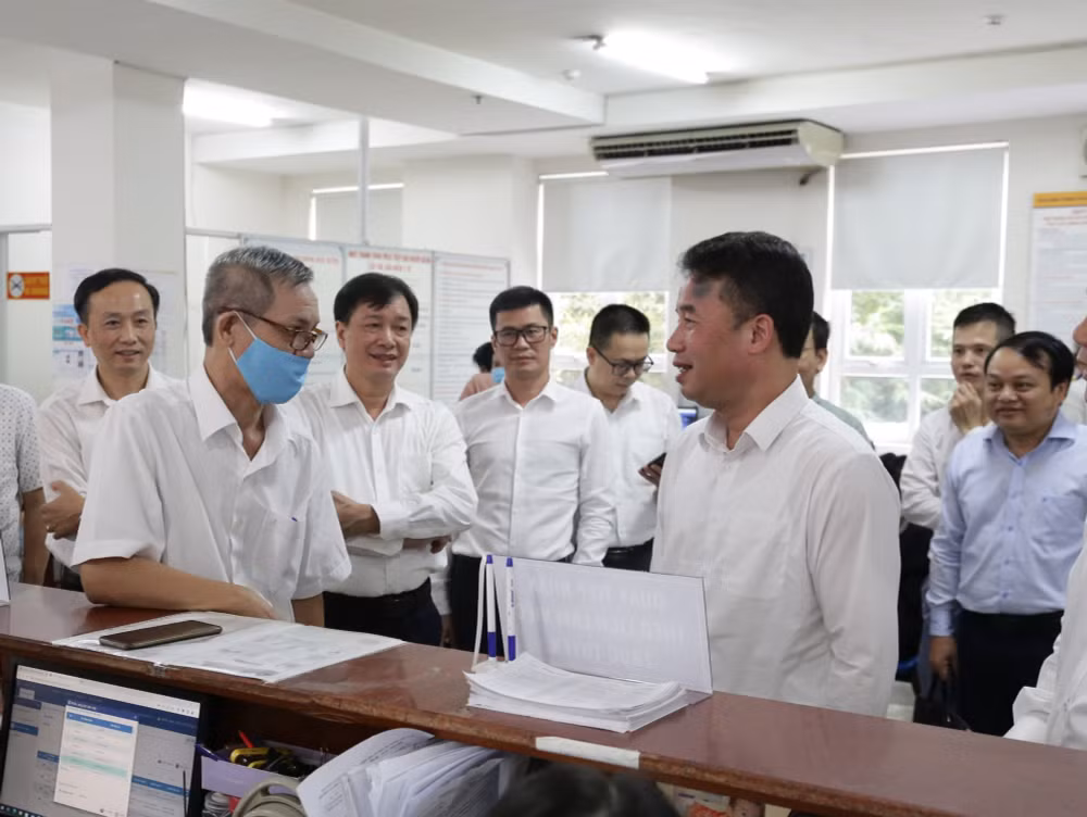 bhxh viet nam chuyen doi so toan dien lay nguoi dan doanh nghiep lam trung tam phuc vu hinh 2