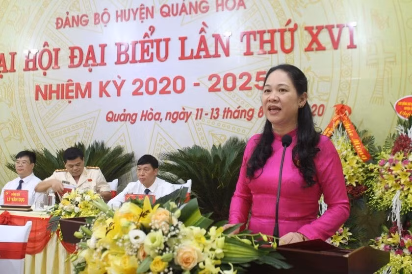 thu tuong pham minh chinh bo nhiem nhan su moi tai 4 bo co quan hinh 4