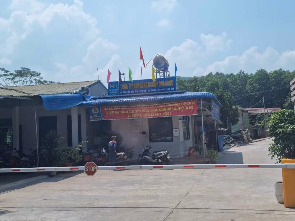 bac giang ubnd huyen yen the cap giay phep xay dung cho doanh nghiep khong dung tham quyen hinh 2