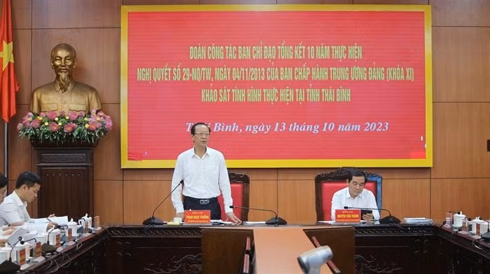doi moi giao duc co thay tot moi co hoc tro gioi hinh 1
