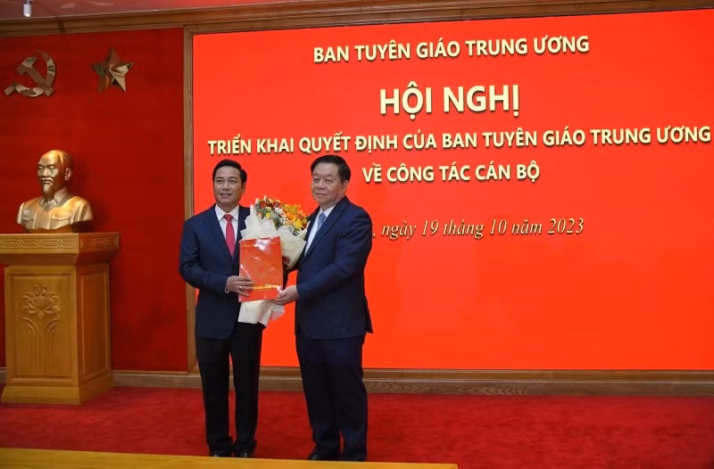 ong nguyen cong dung duoc bo nhiem lam tong bien tap bao dien tu dang cong san viet nam hinh 1