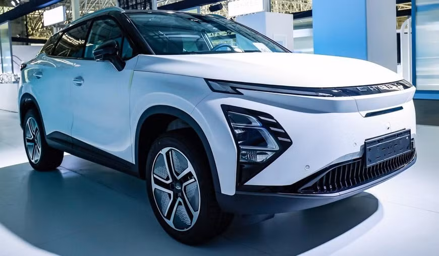 hinh anh chiec chery e5 ev 2024 mau suv thuoc phan khuc hang b hinh 1