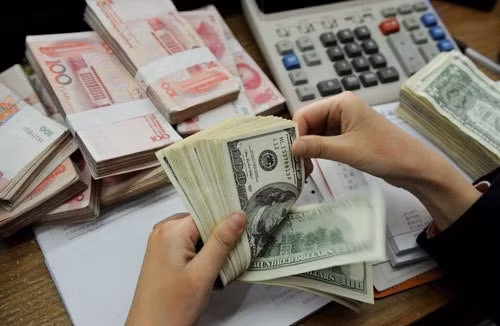Đồng USD ngày 3/6 có mức sụt giảm giá cho thấy các nhà đầu tư vẫn lo lắng trước tình hình bất ổn hiện nay ở Mỹ. Ảnh minh họa.