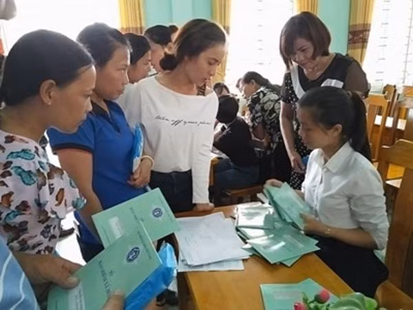 de xuat ho tro cho nguoi lao dong doi du nghi huu truoc tuoi hinh 1