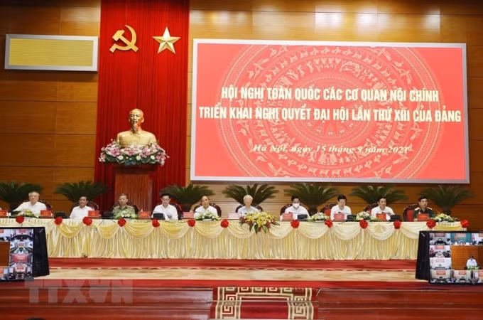 tong bi thu khuoc tu moi cam do tam thuong giu danh du nguoi can bo noi chinh hinh 1