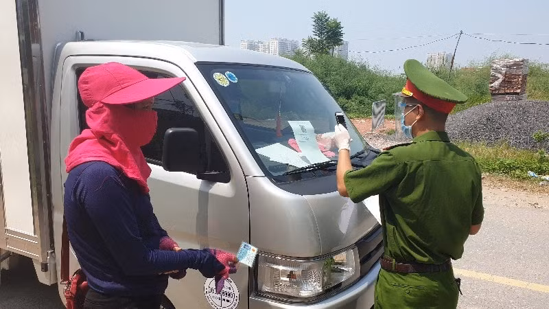 ha noi trong 24 gio phat 46 truong hop vi pham phong chong dich covid 19 hinh 1
