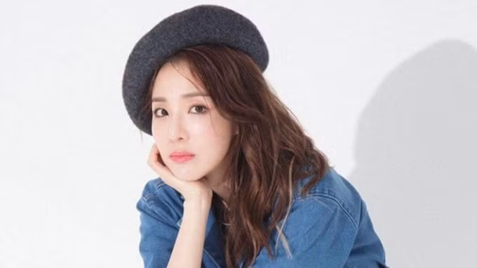 nhung nu ca si giau co cua showbiz han hinh 3