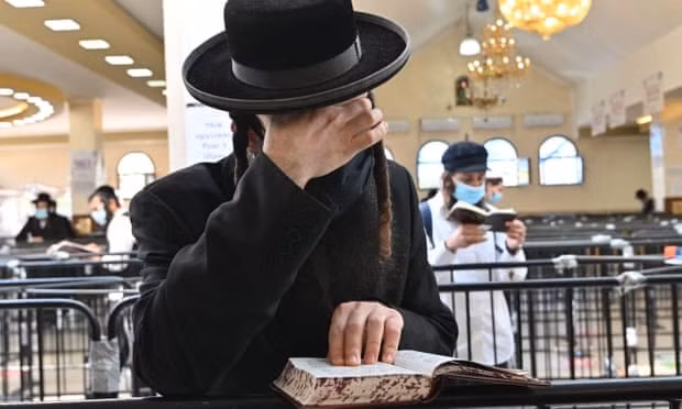 israel truy to nguoi hanh huong hasidic lam gia ket qua xet nghiem covid de ve nha hinh 1