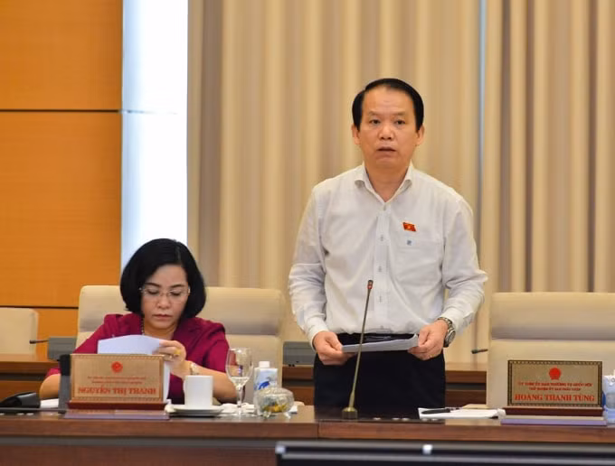 du an luat kinh doanh bao hiem sua doi du dieu kien trinh quoc hoi hinh 3