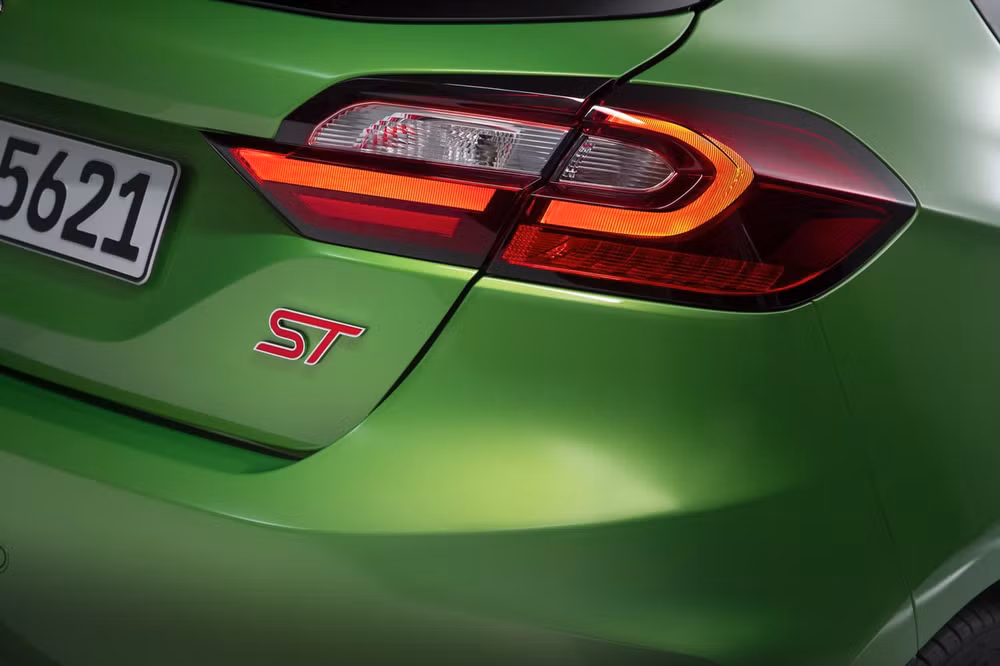 ford fiesta 2022 ra mat phien ban moi voi dien mao tre trung nang dong gia tu 523 trieu dong hinh 11
