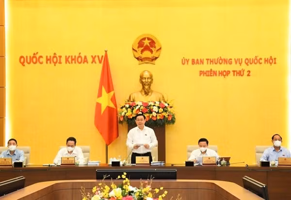 uy ban thuong vu quoc hoi xem xet cho y kien ve 4 noi dung tai phien hop thu 3 hinh 1