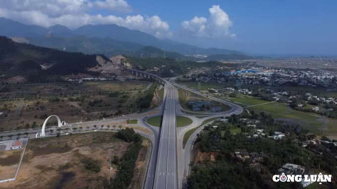 ngam nhin cao toc la son hoa lien dep nhu tranh ve hinh 14