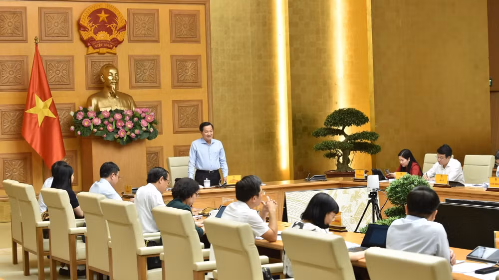 pho thu tuong le minh khai khong duoc dung tung sai pham ve kinh doanh xang dau hinh 2