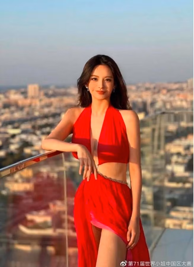 hoa hau the gioi trung quoc 2021 nguyen nguyet bi tuoc vuong mien hinh 3