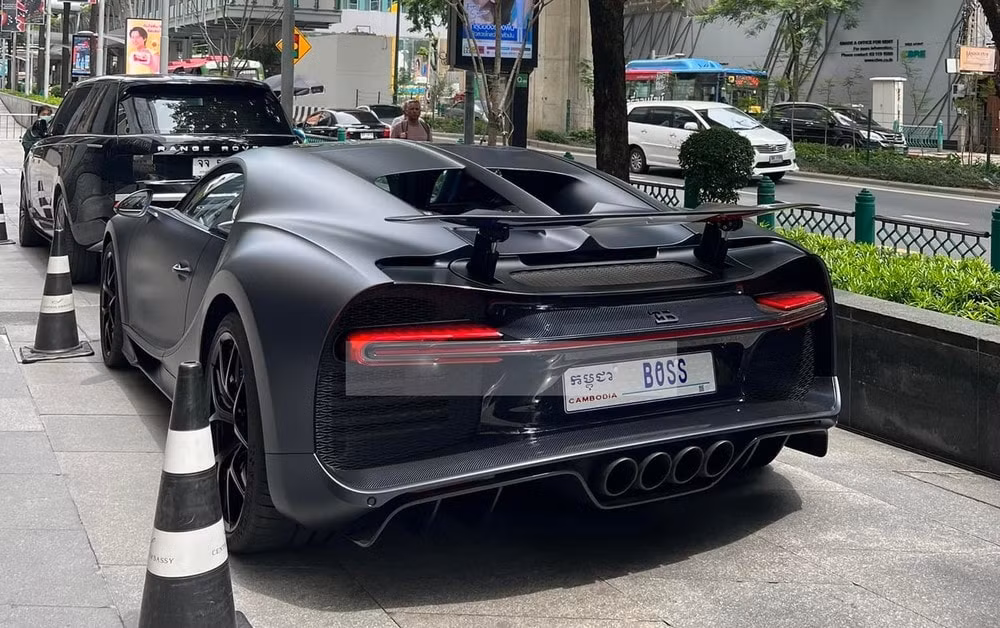 sieu xe chiron sport 110 ans edition cap ben thai lan voi muc gia hon 116 ty hinh 5