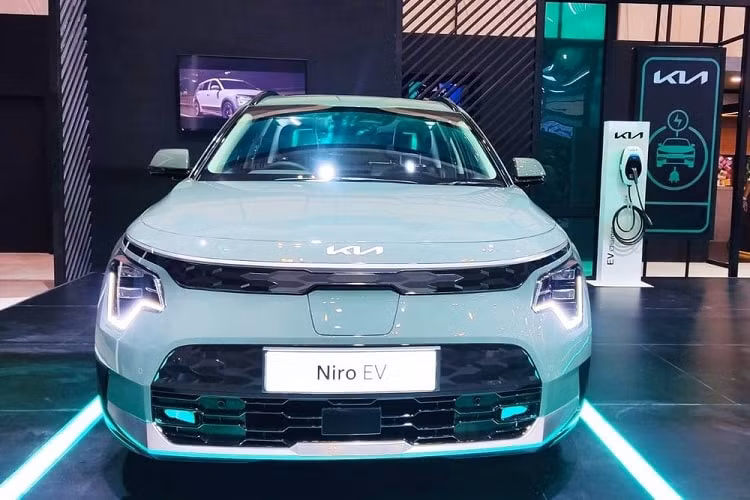 kia niro 2022 trinh lang tai trien lam o indonesia hinh 2