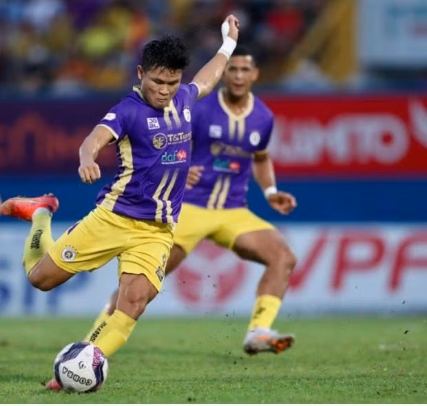 danh bai binh duong ha noi fc thang tran thu 7 lien tiep o vleague 2022 hinh 3