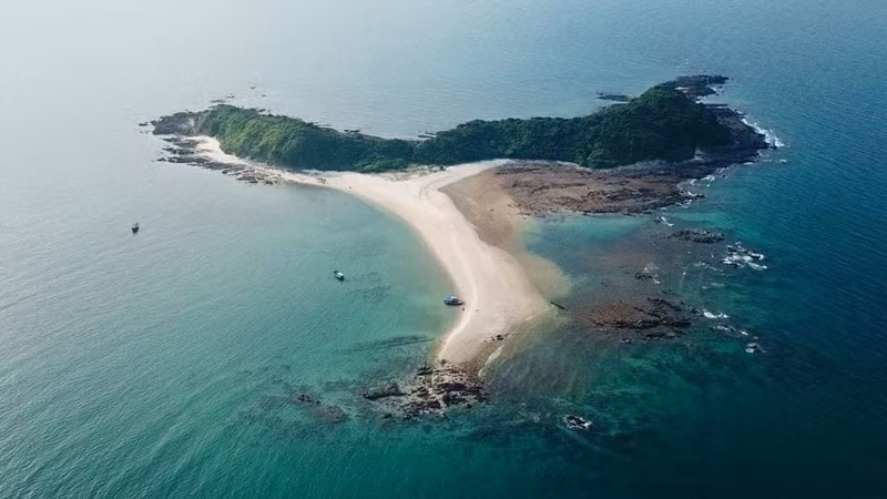 trai nghiem ve hoang so hon ca chep o quang ninh hinh 1