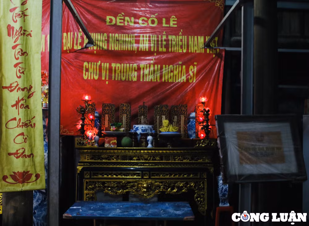 den co le di tich lich su cap thanh pho ha noi bi xuong cap tram trong hinh 4