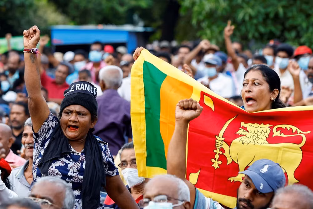 nhat ban tim cach to chuc hoi nghi chu no giup sri lanka thoat khoi khung hoang hinh 2