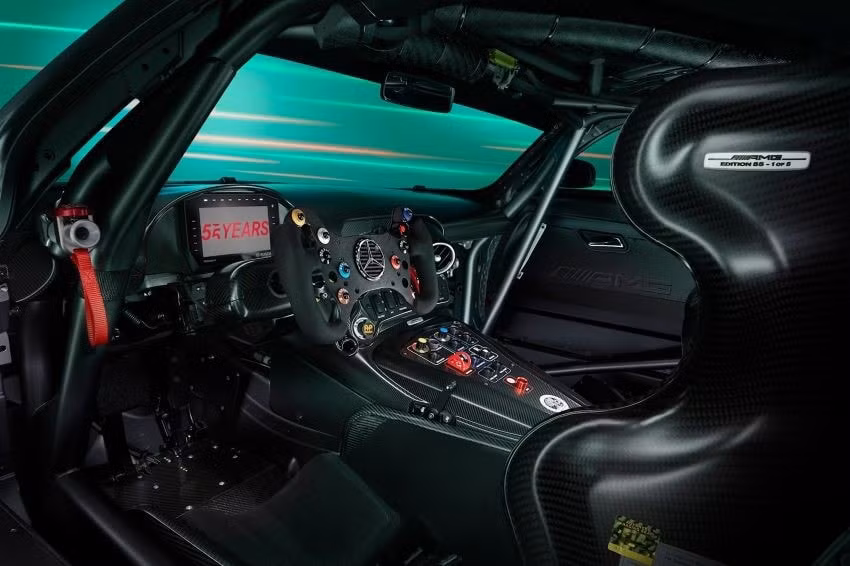 can canh xe dua phien ban gioi han mercedes amg gt3 edition 55 hinh 3