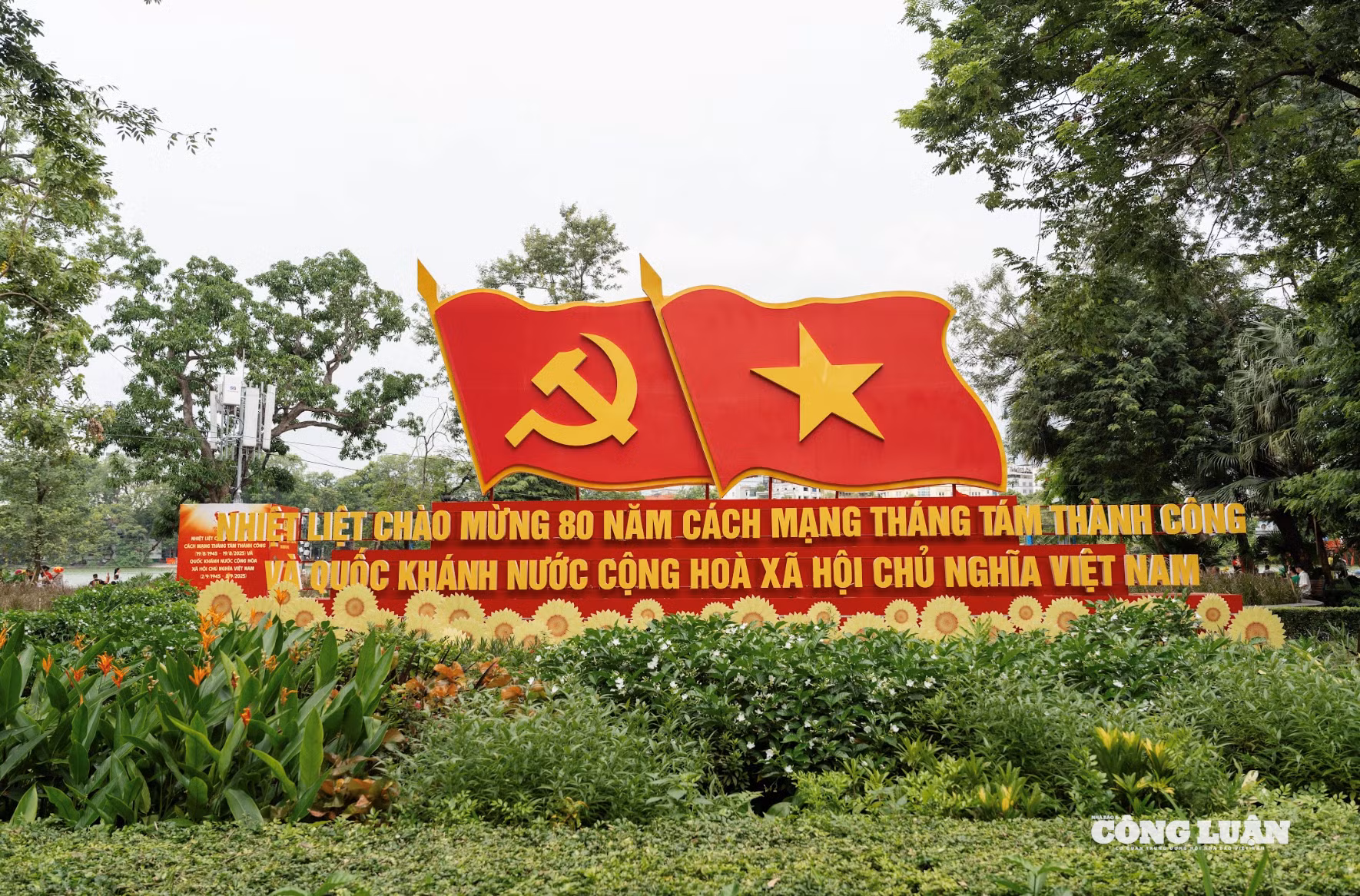 Ảnh màn hình 2025-08-21 lúc 12.37.08