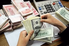 Tỷ giá ngoại tệ hôm nay 15/12: USD xuống mức thấp nhất 2 năm qua