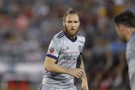 Sao LA Galaxy mất việc chỉ vì lời 'vạ miệng' phân biệt chủng tộc của vợ