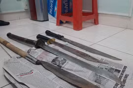 Khởi tố 6 bị can trong vụ băng nhóm 'huyết chiến' ở Quy Nhơn