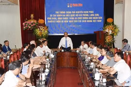Thủ tướng Nguyễn Xuân Phúc thăm, chúc mừng Báo Nhân Dân nhân dịp Ngày Báo chí Cách mạng Việt Nam