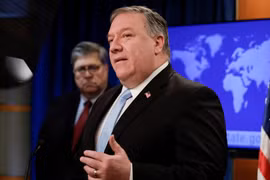 Pompeo gặp nhà ngoại giao hàng đầu Trung Quốc, tìm cách giảm căng thẳng