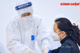 Ngày đầu thực hiện xét nghiệm nhanh, phát hiện 3 ca dương tính với Covid-19