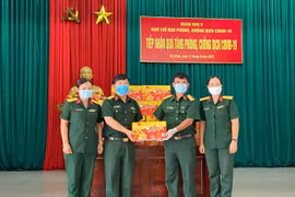 72.000 sản phẩm Trà Thanh Nhiệt Dr Thanh tiếp tục tiếp sức đồng bào, chiến sĩ tại Quân khu 5 và Quân khu 7