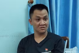 Truy tìm 2 đối tượng liên quan vụ đâm chết người do mâu thuẫn tình cảm