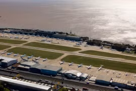Argentina mạnh tay cấm bay thương mại đến tận tháng 9/2020