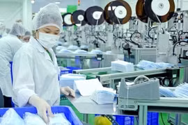Bãi bỏ quy định cấp phép xuất khẩu khẩu trang y tế
