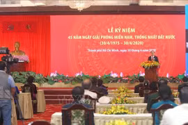 Long trọng Lễ kỷ niệm 45 năm Giải phóng miền Nam, thống nhất đất nước