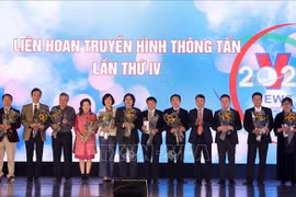 Trung tâm Truyền hình Thông tấn đón nhận Huân chương Lao động hạng Nhì
