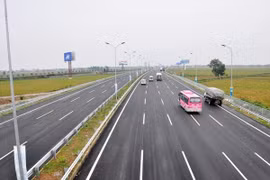 14 nhà đầu tư tham gia đấu thầu tại 5 dự án PPP cao tốc Bắc - Nam