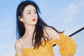 Nhan sắc cực phẩm của Triệu Lệ Dĩnh bất chấp ống kính cam thường