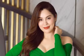 Hoa hậu Phương Lê bênh vực Hương Giang bằng status dài