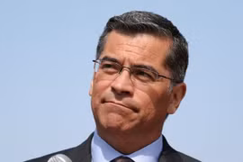 Ông Biden dự kiến đề cử ông Becerra làm Bộ trưởng Y tế