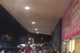Nguyên nhân vụ hỗn chiến ở Aeon Mall Tân Phú khiến công an nổ súng