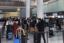 Đưa thêm gần 360 công dân Việt Nam từ Hoa Kỳ về nước an toàn