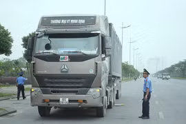 Hà Nội: Lắp đặt 15 trạm cân tự động, kiểm soát xe quá tải trọng